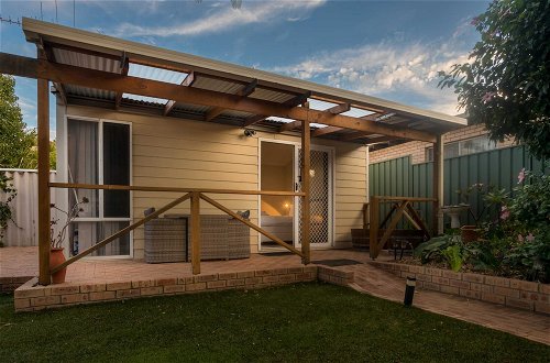 Photo 9 - Studio Granny Flat in Melville With Patio