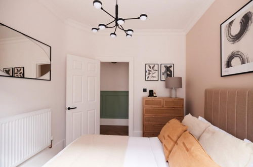 Photo 21 - The Elmfield Road Wonder - Dazzling 2bdr Flat