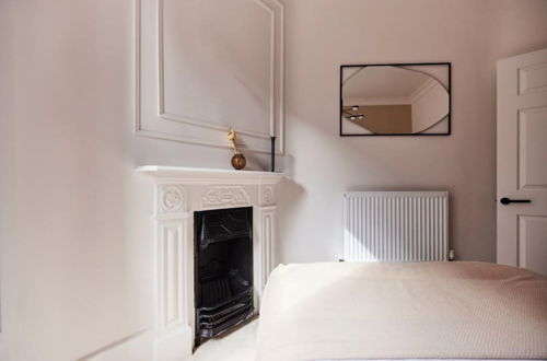 Photo 22 - The Elmfield Road Wonder - Dazzling 2bdr Flat