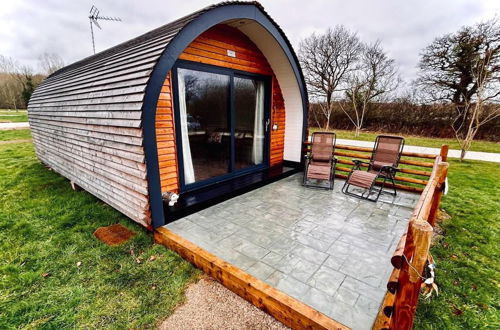 Foto 11 - Luxury Pod Cabin in Beautiful Surroundings Wrexham