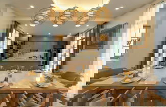 Foto 3 - La isla Apartments & Villas – Sea View & Fireworks Phu Quoc