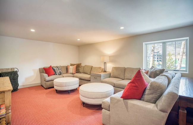 Luxury Mountain Estate w/ Indoor Pool, Gym & Hot Tub Near Keystone Sleeps 21 - Foto 79
