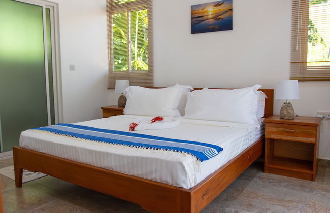 Macmillan's Holiday Villas - Foto 8