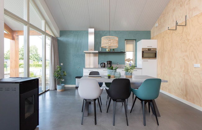 Bungalow With a Terrace Near the Sneekermeer - Foto 9