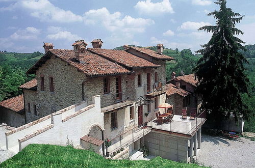 Photo 27 - Mansion in Bastia Mondovi With Pool