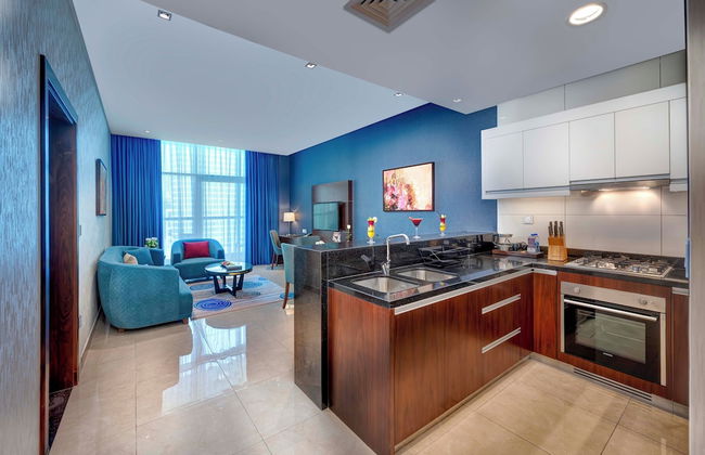 Royal Continental Suites - Foto 28