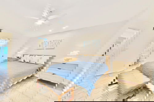 Foto 3 - Crystal Cove Beachfront Pool Tennis