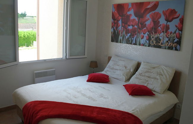 Chic Apartment in Segonzac With Swimming Pool - Photo 1