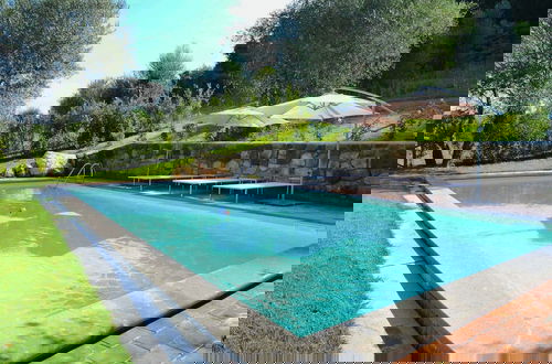 Foto 16 - Villa in Rome With Pool & Garden