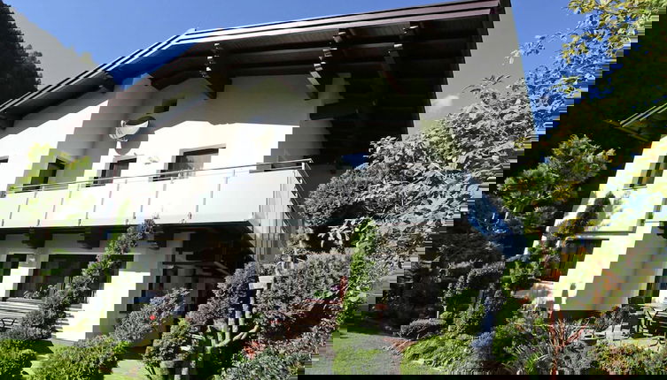 Foto 1 - Cozy Apartment in Aschau im Zillertal Near Ski Lift
