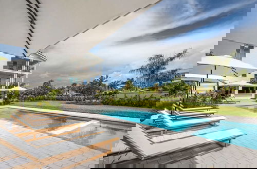 Foto 36 - Ebberly House by Brightwild Amazing Pool