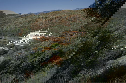 Foto 33 - Luxurious 5 Bedroom Villa With Waterfall Closeby