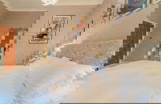 Foto 2 - Warm & Welcoming London Escape With Home Touches