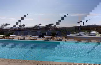 Foto 1 - Bright Apartment in a Farmhouse With Swimming Pool