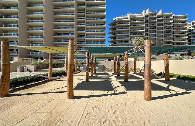 Luxury New Oceanfront Condo 5BR Sleeps 12 - Foto 70
