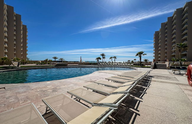 Luxury New Oceanfront Condo 5BR Sleeps 12 - Foto 76