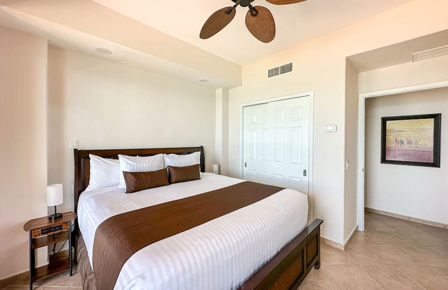 Beach Bliss Retreat 2BR Beachfront Condo - Photo 35