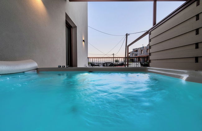VENTUS Luxury Suites - Photo 40
