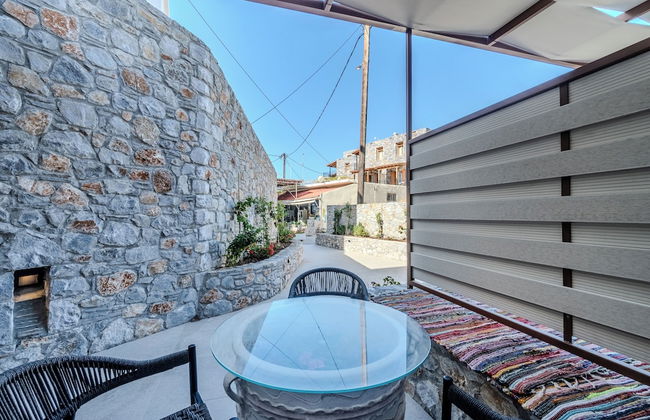 VENTUS Luxury Suites - Photo 35