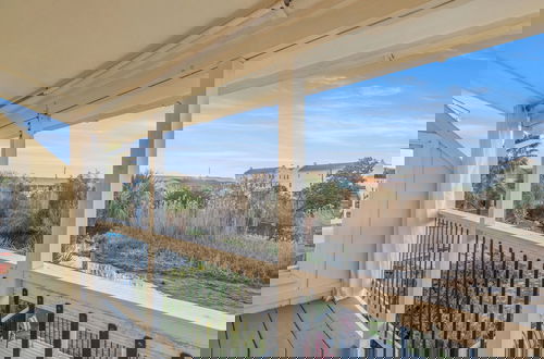 Foto 28 - Searenity Awaits: 2-bd, 2-ba Coastal Escape! Perfect for 5! Pet Friendly!