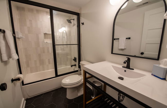 Sosuite 2BR Apt w W D Newly Renovated - Foto 17