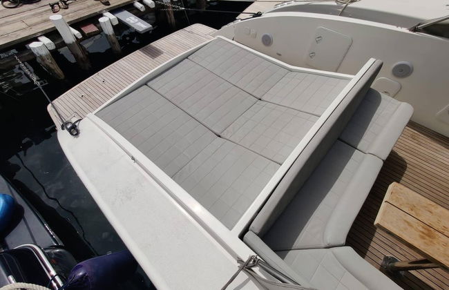 Fall in Love With the Amalfi Coast Charming Boat Rental in Naples - Photo 8