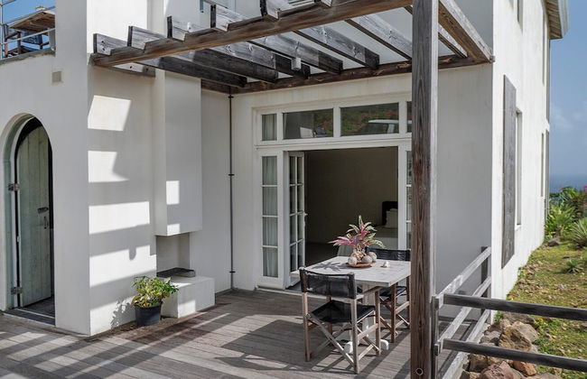 Whale Tails Hotel - Photo 25