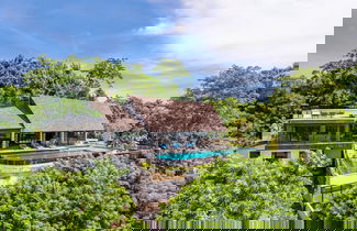 Foto 1 - Clifftop Villa 5 Mins to Bingin