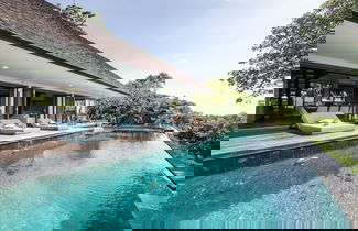 Foto 3 - Clifftop Villa 5 Mins to Bingin