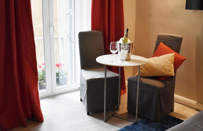 The Roman Empire Guesthouse - Photo 53