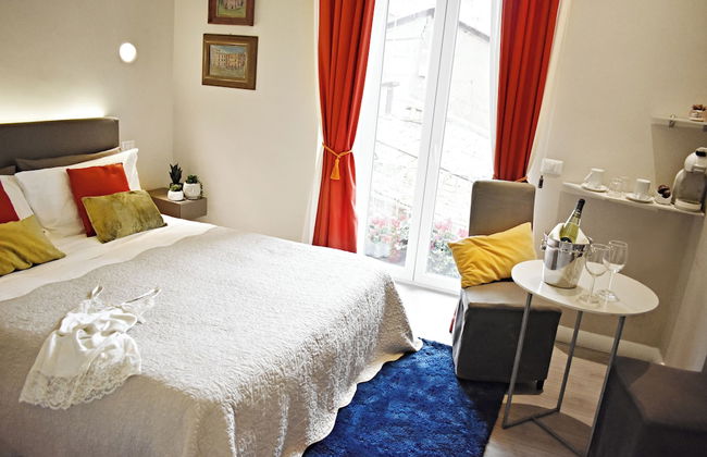 The Roman Empire Guesthouse - Photo 19