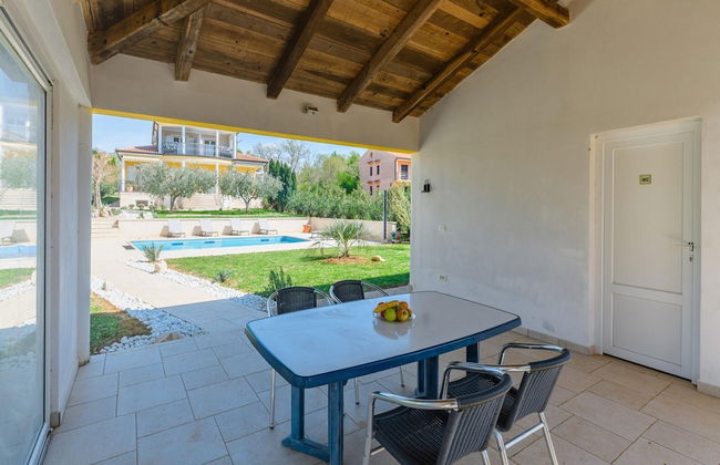 Attractive Apartment With Garden - Foto 25