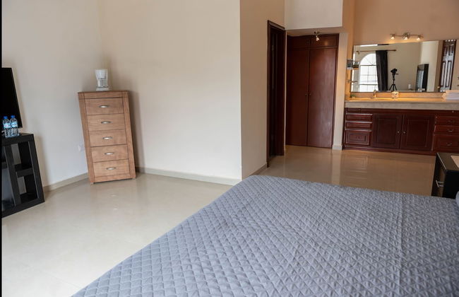 Room in Guest Room - 14 Comfortable Suite for 2 People - Foto 7