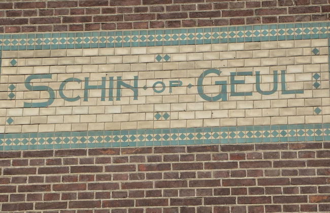 Snug Apartment in Schin op Geul Near Public Pool - Foto 51