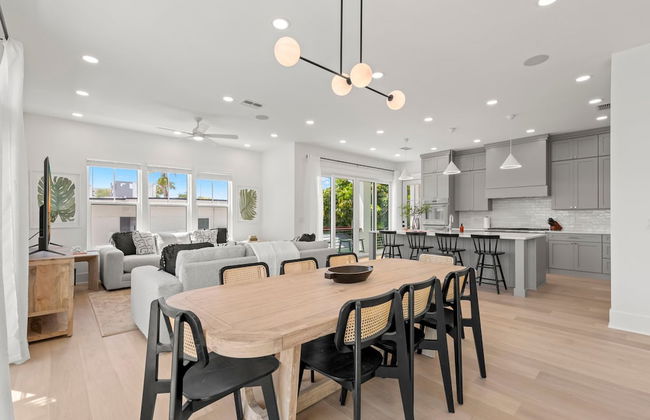 The Gemma Collection - 4 Stunning CWB Pool Homes - Foto 68