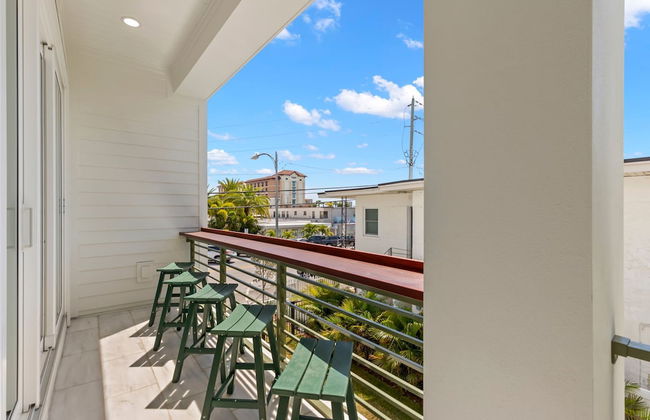 The Gemma Collection - 4 Stunning CWB Pool Homes - Foto 77