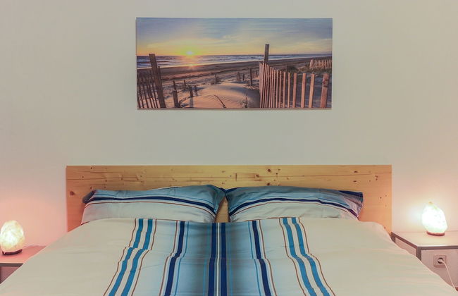 Central Apartment With Balcony, Terrace, Garden, Deckchairs - Foto 15