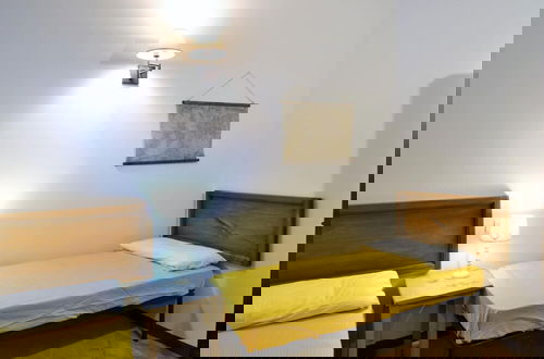 Foto 16 - Cosy Apartment in Mantignana With Private Terrace