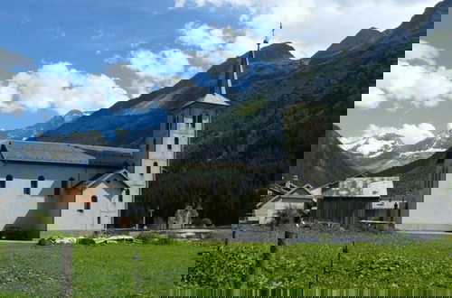 Foto 54 - Spacious Holiday Home Near Center of Champagny