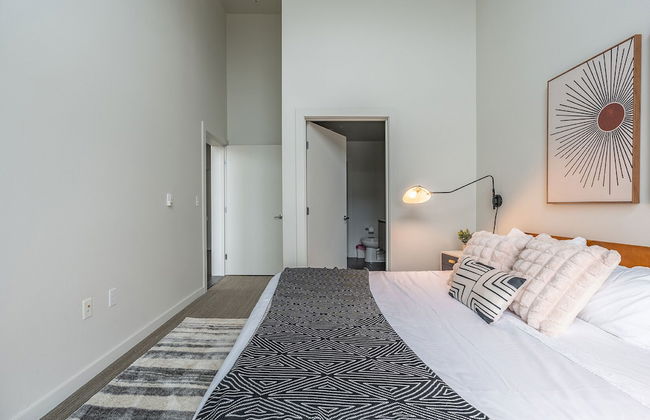 Sophari Suites at Bellevue - Photo 15