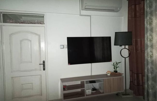 Serene Cozy City 1bed Apartment in Borteyman Accra - Photo 9