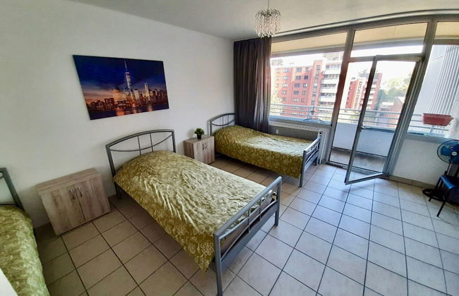 Apartment With Balcony, Neuss - Foto 4