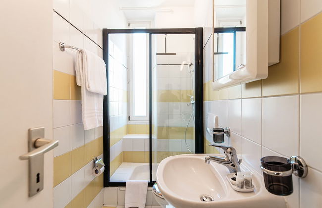 Giuka Apartment - Foto 22