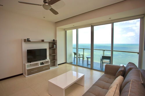 Photo 39 - Beautiful Beachfront Apartments