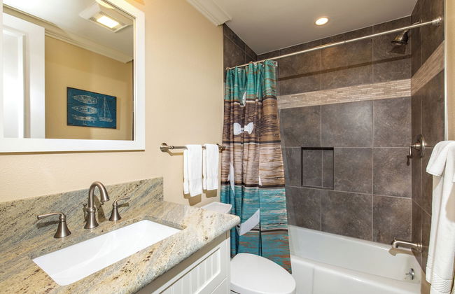 Oceanside Beach Condos - Photo 73