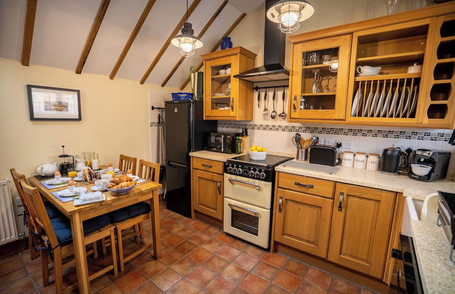 All Seasons Cottage Breaks - Photo 36