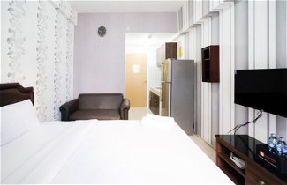 Foto 3 - Best Location And Cozy Stay Studio At Bale Hinggil Apartment