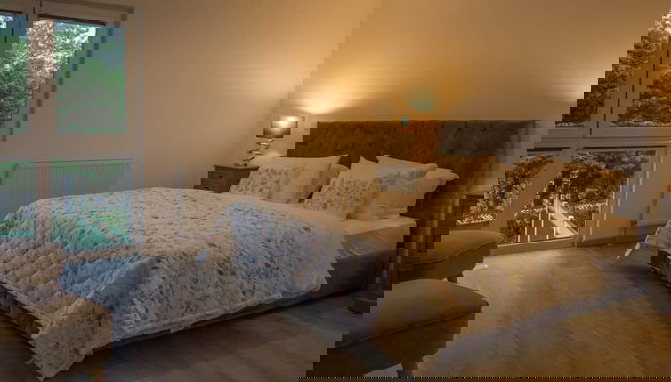 Photo 1 - Sleeps8- Ecofriendly- Kingbeds- Familyfriendly