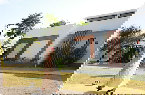 Foto 30 - Wonderland Suites and Resort
