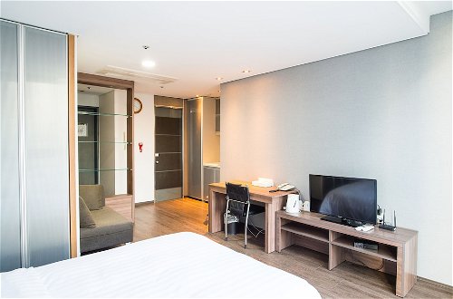 Foto 11 - Brown Suites Hotel Sinchon Central